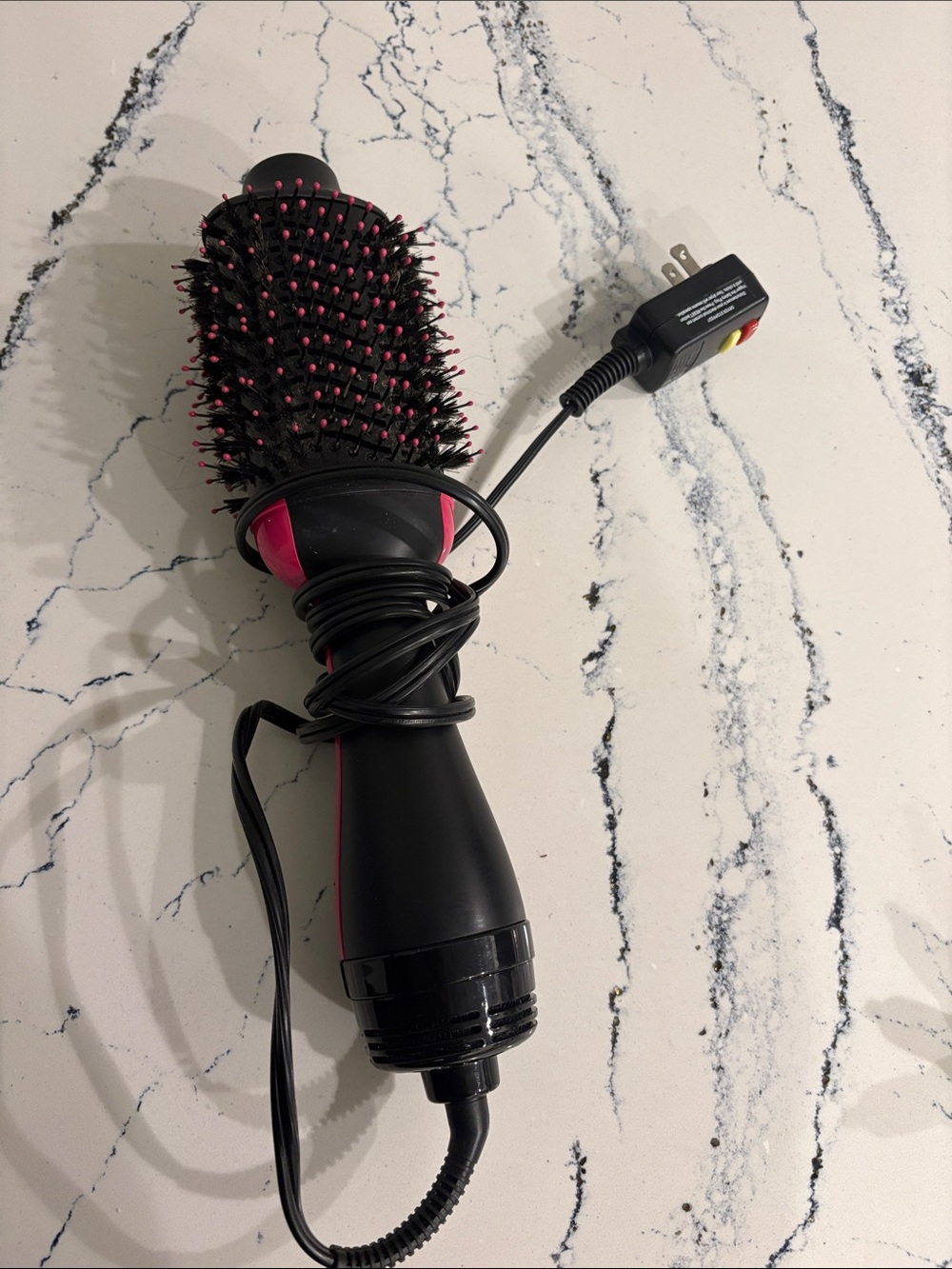 Revlon one step volumizer Hot Air Round Hair Brush Styler - Black and Pink